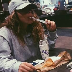 Meet your Posher, Cameron